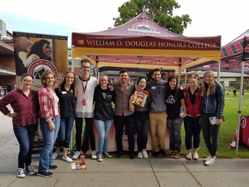 Douglas Honors College students help promote the program at a student gathering