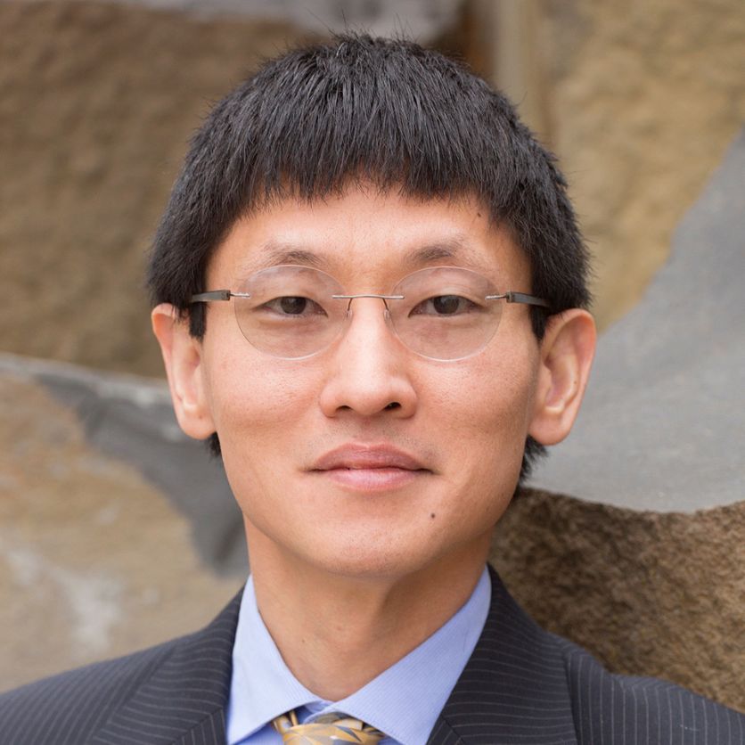 Portrait of Ian Miller