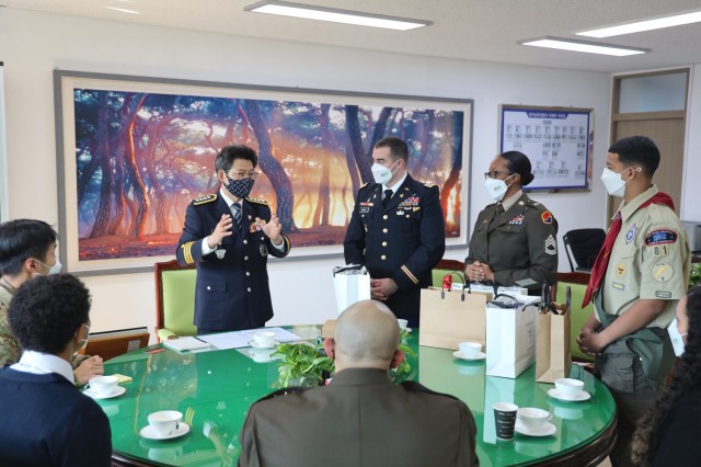 CWU alum Gabriel Bowns, third from right, was recognized for his life-saving actions at the Daegu Police Department in Korea.