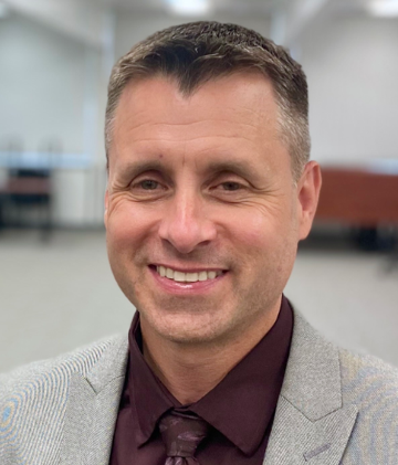 Grandview Superintendent Rob Darling