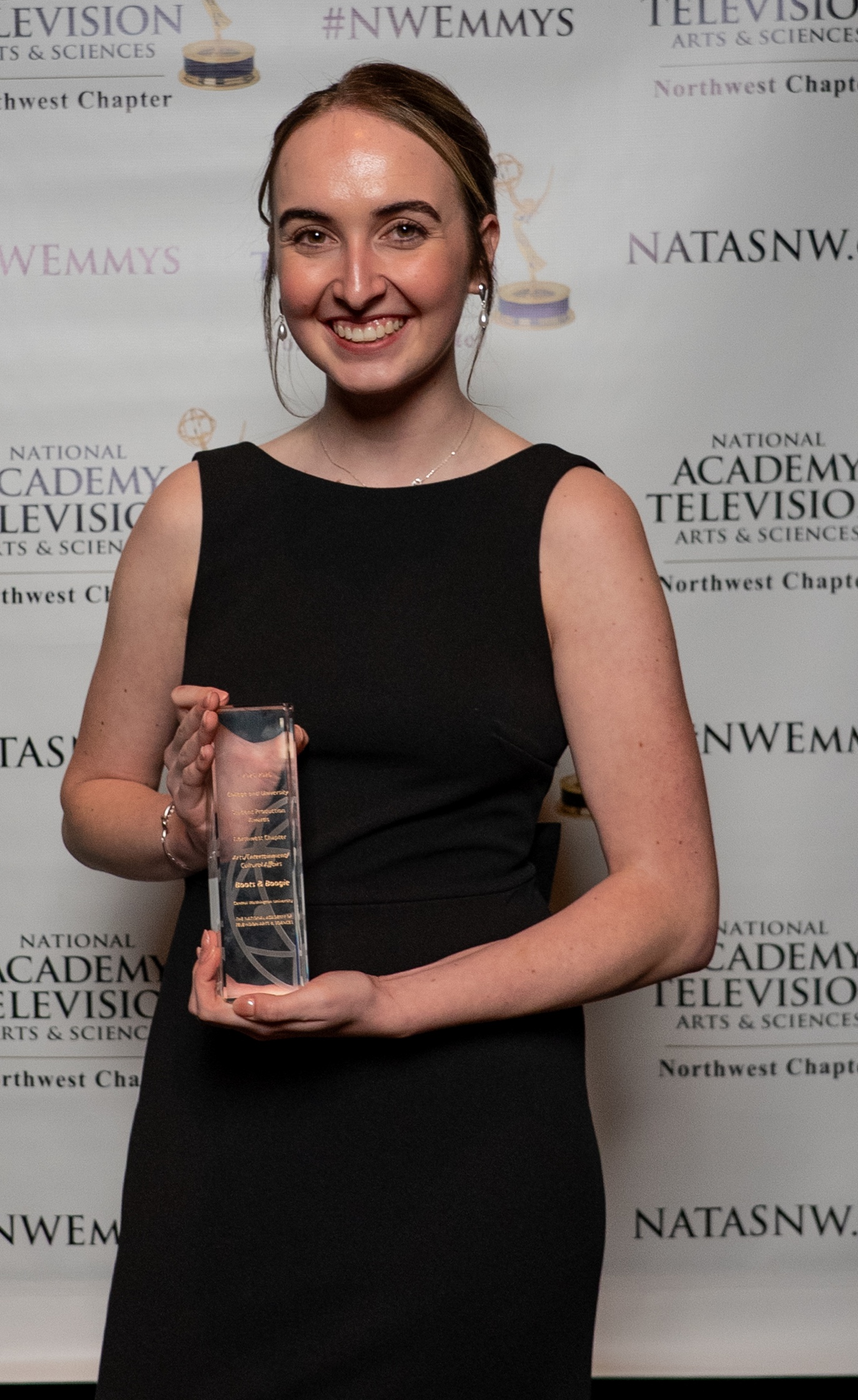 CWU Communication major Grace Thompson won for her PULSE Magazine story titled "Boots & Boogie."