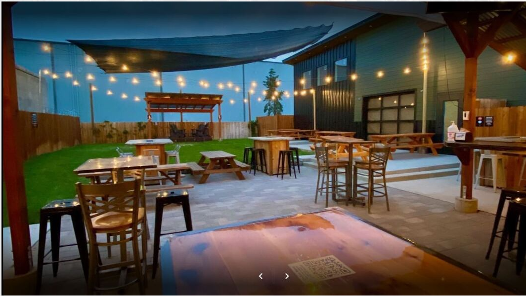 The outdoor seating area at Valley Brewing Co. in Yakima.