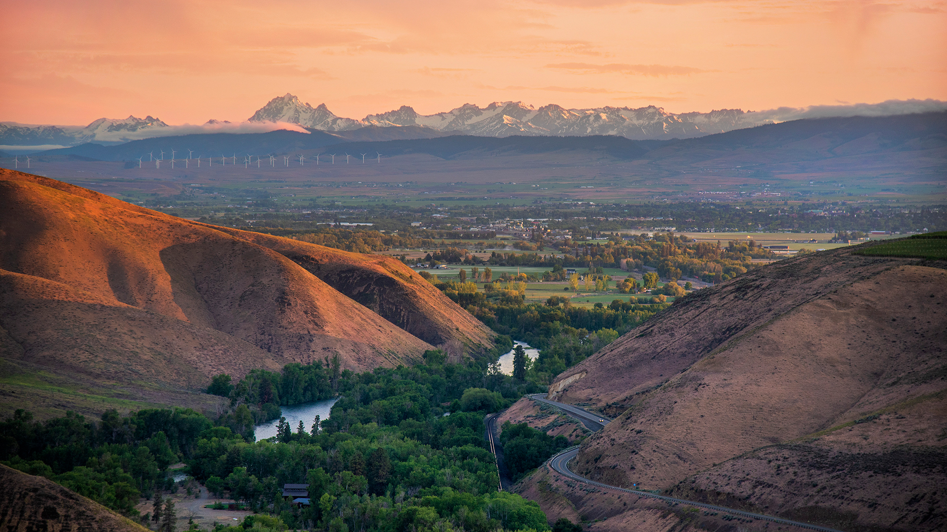 Stuart Mountains at sunrise