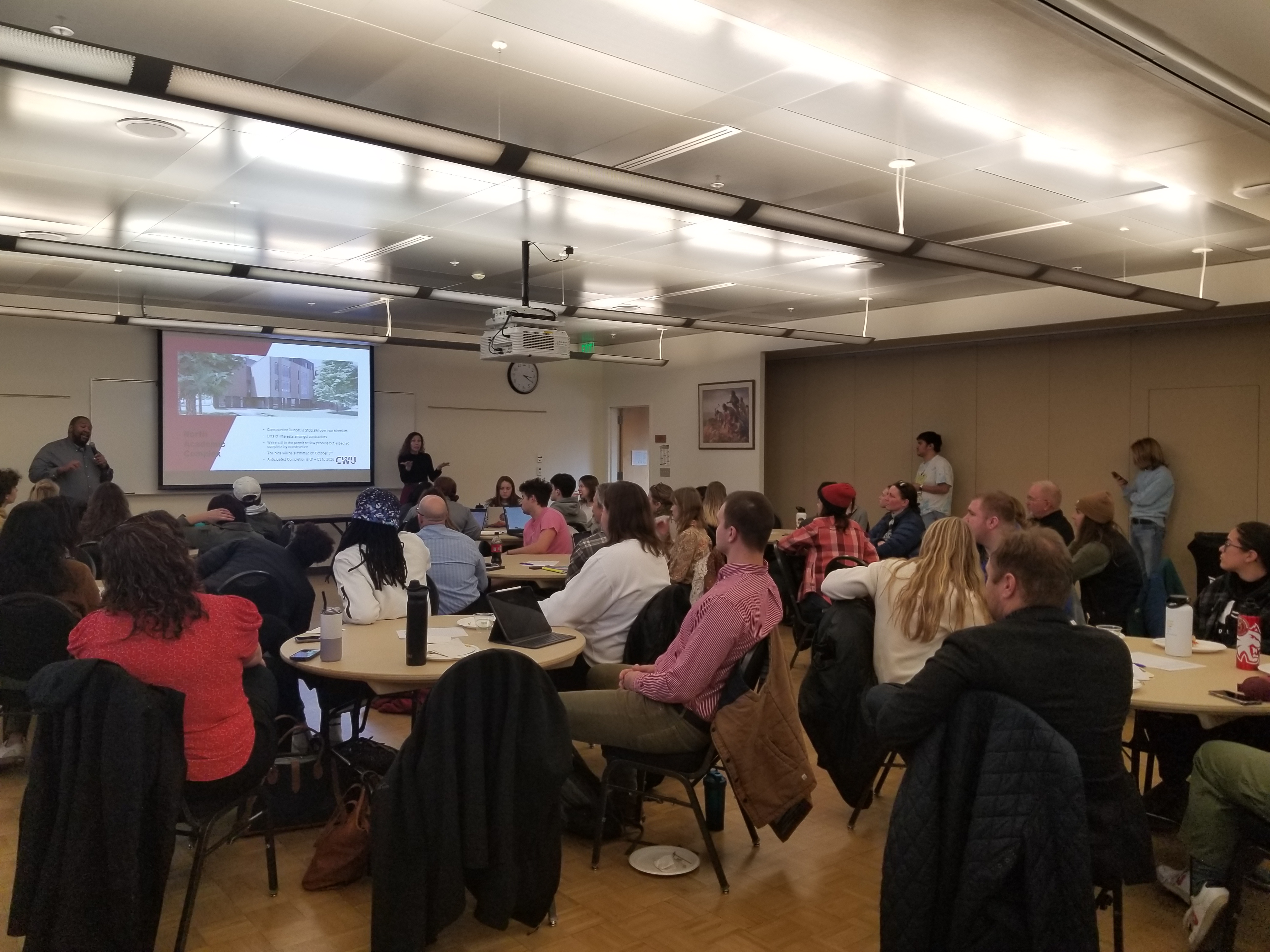 Director of CWU Capital Planning and Projects, Delano Palmer, presents at a CWU Sustainability Forum. 