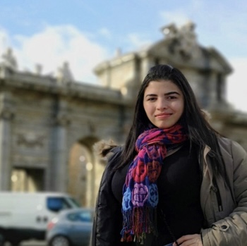 Carla Arcay Graphic Design 2017. Junior Graphic Designer Vesibox Cancun, Mexico