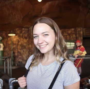 Maddie Bush Graphic Design 2018. Graphic Designer Snyder Financial Group Bellevue, WA