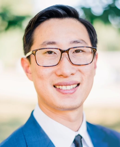 This is a headshot of Richard Wang