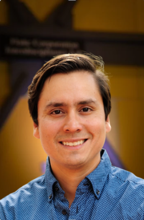 Arnaldo Headshot