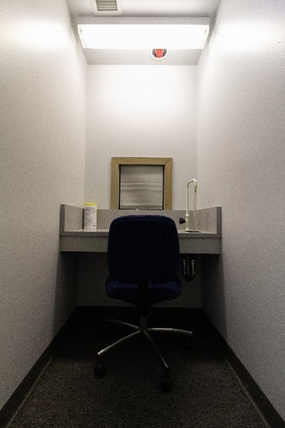 Sensory booth no light