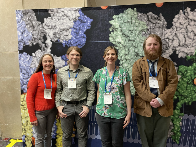 The CWU Computational Biophysics group at a conference.