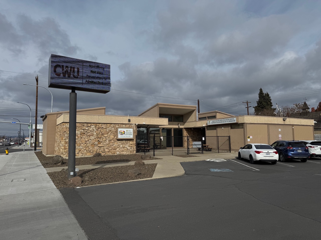 Photo of the Yakima Admissions office