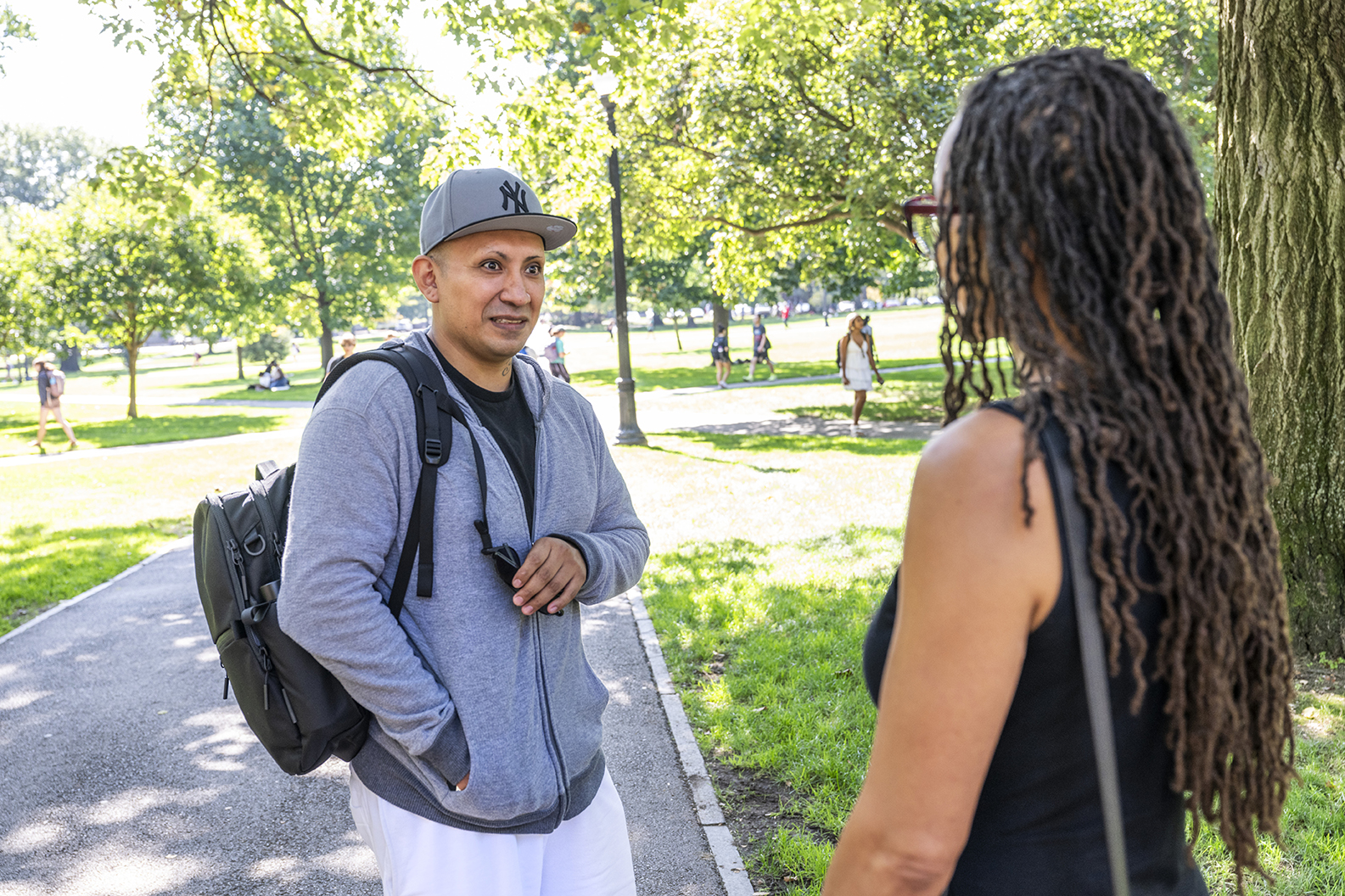 Luis Moreno talks to a professor at Ohio State University