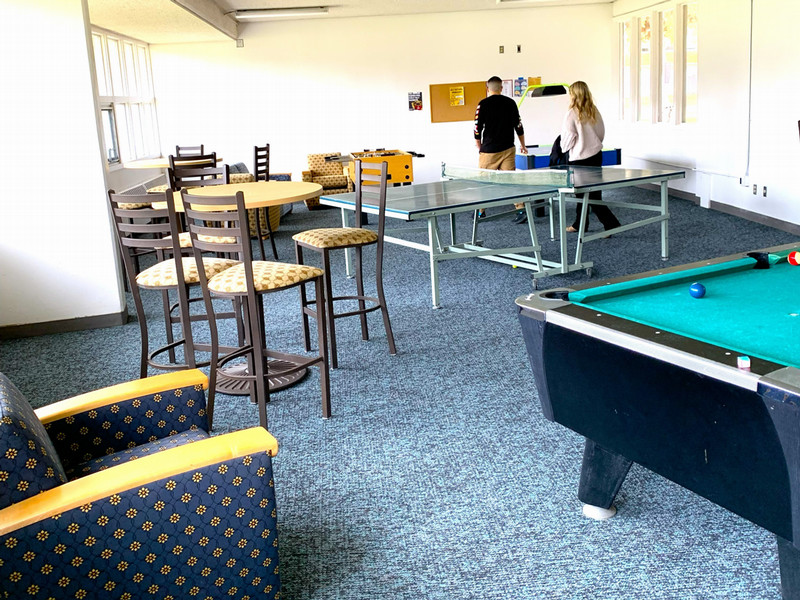 Lounge with pool and ping pong tables