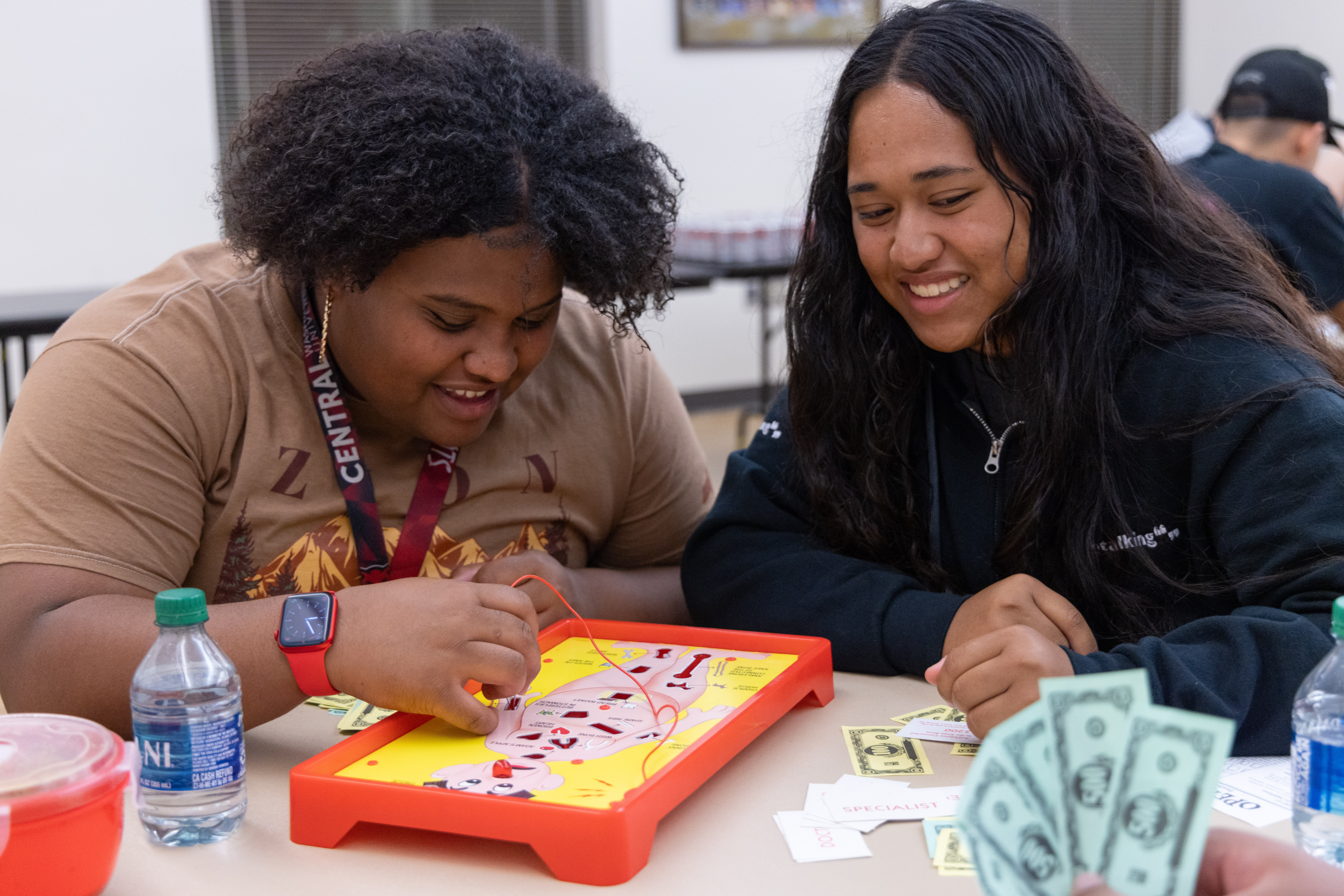 Bronze snarling wildcat statue
